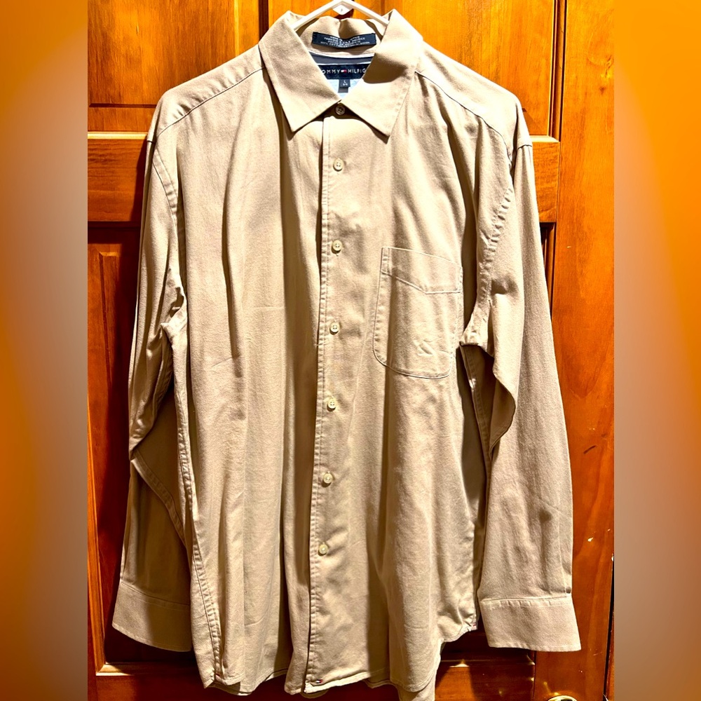 Tommy Hilfiger Men’s Button Down Shirt